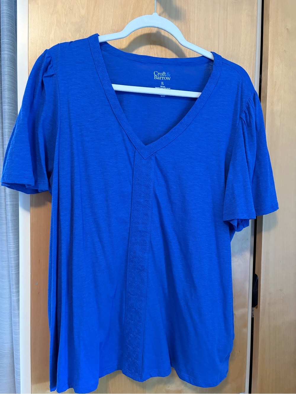 croft & barrow Bright Blue V-Neck Short Sleeve Tee